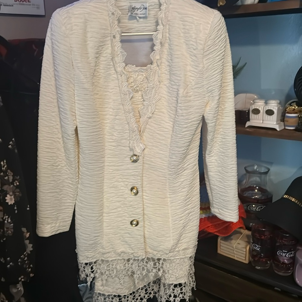 VTG Jeffrey & Dara Skirt Set